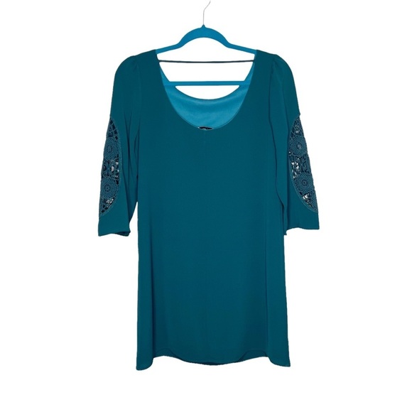Dainty Hooligan Teal Scoop Neck Appliqué Sleeve Shift Dress - Picture 5 of 9
